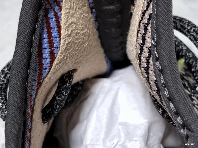 V2 Yeezy 350 Boost 